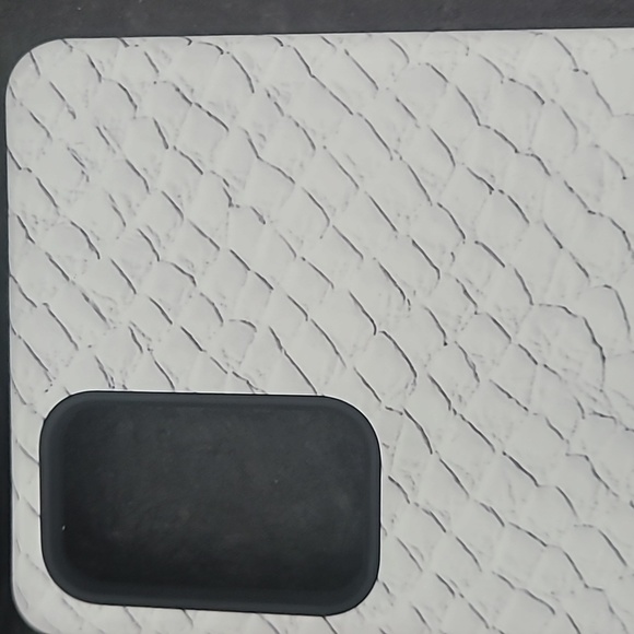 4 Burga Galaxy Note 20 phone cases - Picture 2 of 6